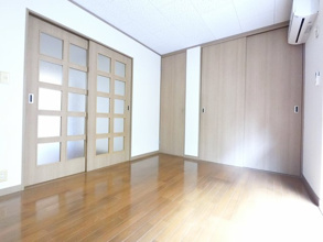 【寝室】