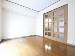 【寝室】