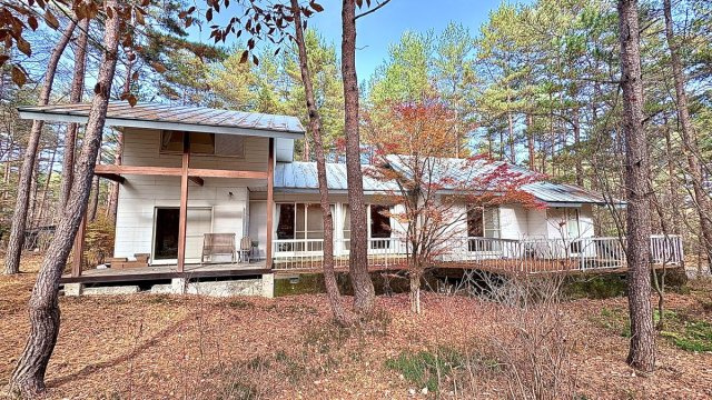 浅間ハイランドパーク メイン通り沿いの中古戸建の外観