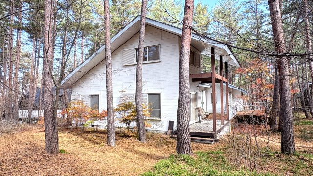 浅間ハイランドパーク メイン通り沿いの中古戸建の外観