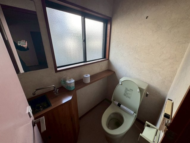 -三丁目不動産-　熊谷市末広3丁目　中古戸建のトイレ