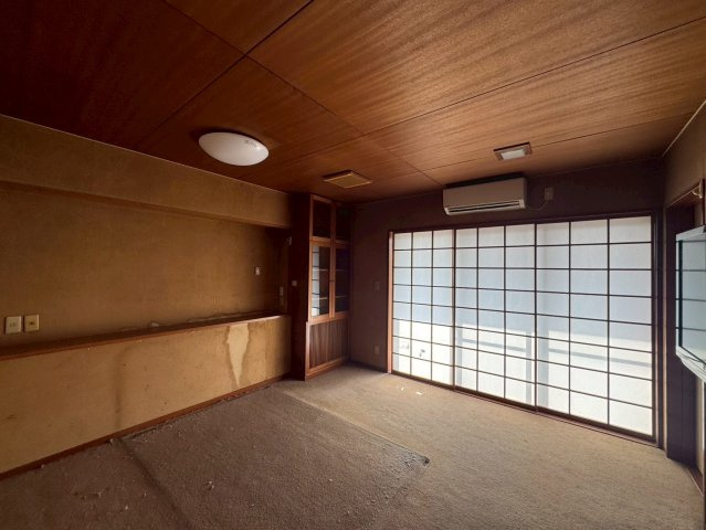 -三丁目不動産-　熊谷市末広3丁目　中古戸建の内装