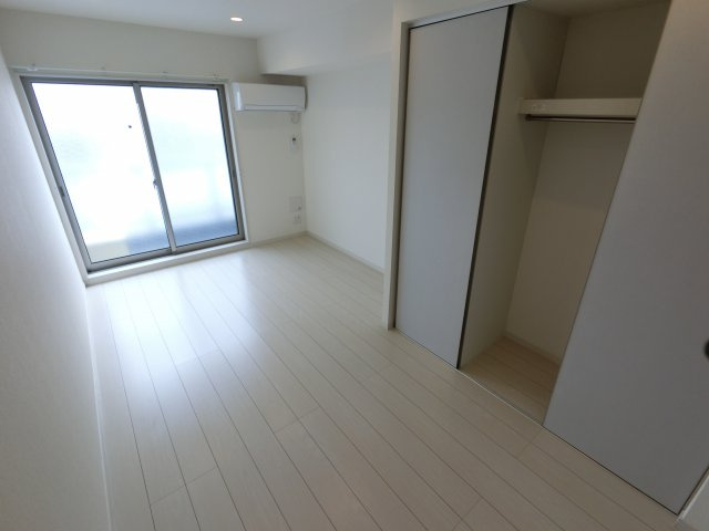 【寝室】