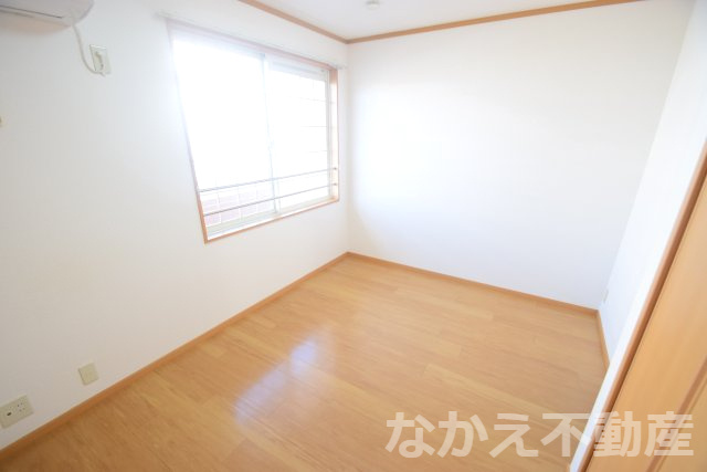 【寝室】