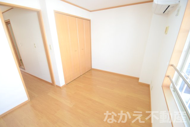 【寝室】