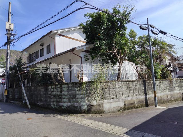 ６６５９３　岐阜市長良中古戸建ての外観