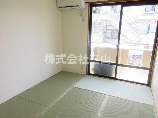 ドミールタガラの和室