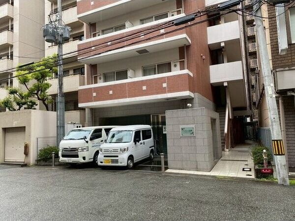 レジデンス釣鐘のエントランス