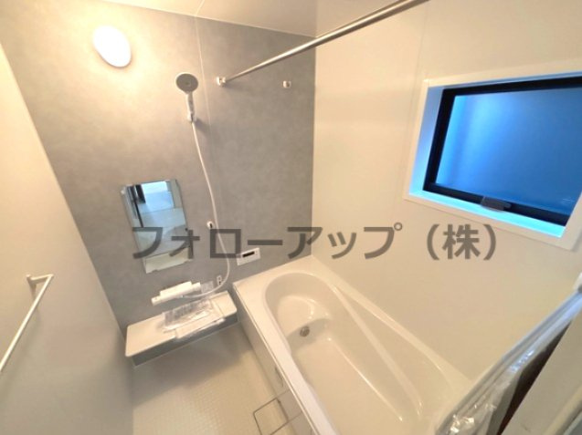 リーブルガーデン伊丹市西野7期の浴室|きれいなお風呂です