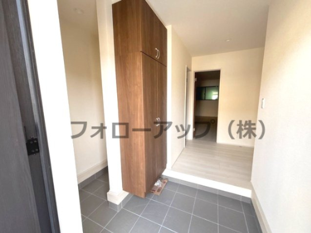 リーブルガーデン伊丹市西野7期の玄関|玄関です