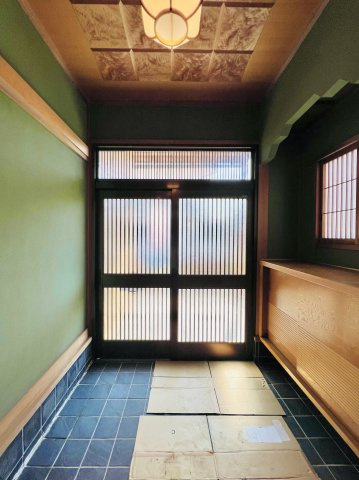 桐生市川内町2丁目の玄関|広々とした玄関スペースは着脱も楽々(*^^*)