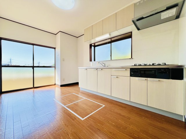 桐生市川内町2丁目のキッチン|6.3帖のキッチンは広々スペースで、効率よくお料理もできます♪