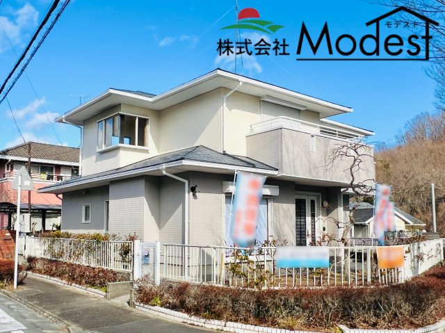 桐生市菱町2丁目の外観|土日祝日はもちろん、お仕事終わり等、夜遅くの見学も可能になりますのでぜひお気軽にお問い合わせ下さい♪