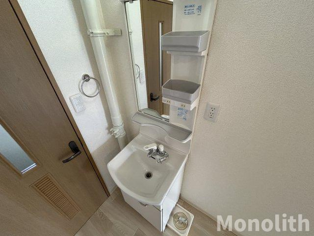 泉北桃山台１丁21号棟の独立洗面台