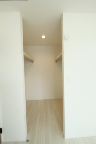 東城山町　新築戸建　1号棟（全3区画）の収納|2Ｆ　南東の部屋　8.0帖