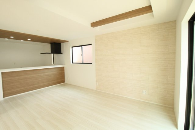 東城山町　新築戸建　1号棟（全3区画）の居間・リビング|ＬＤＫ　16.0帖