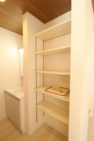 東城山町　新築戸建　1号棟（全3区画）の収納|脱衣場
