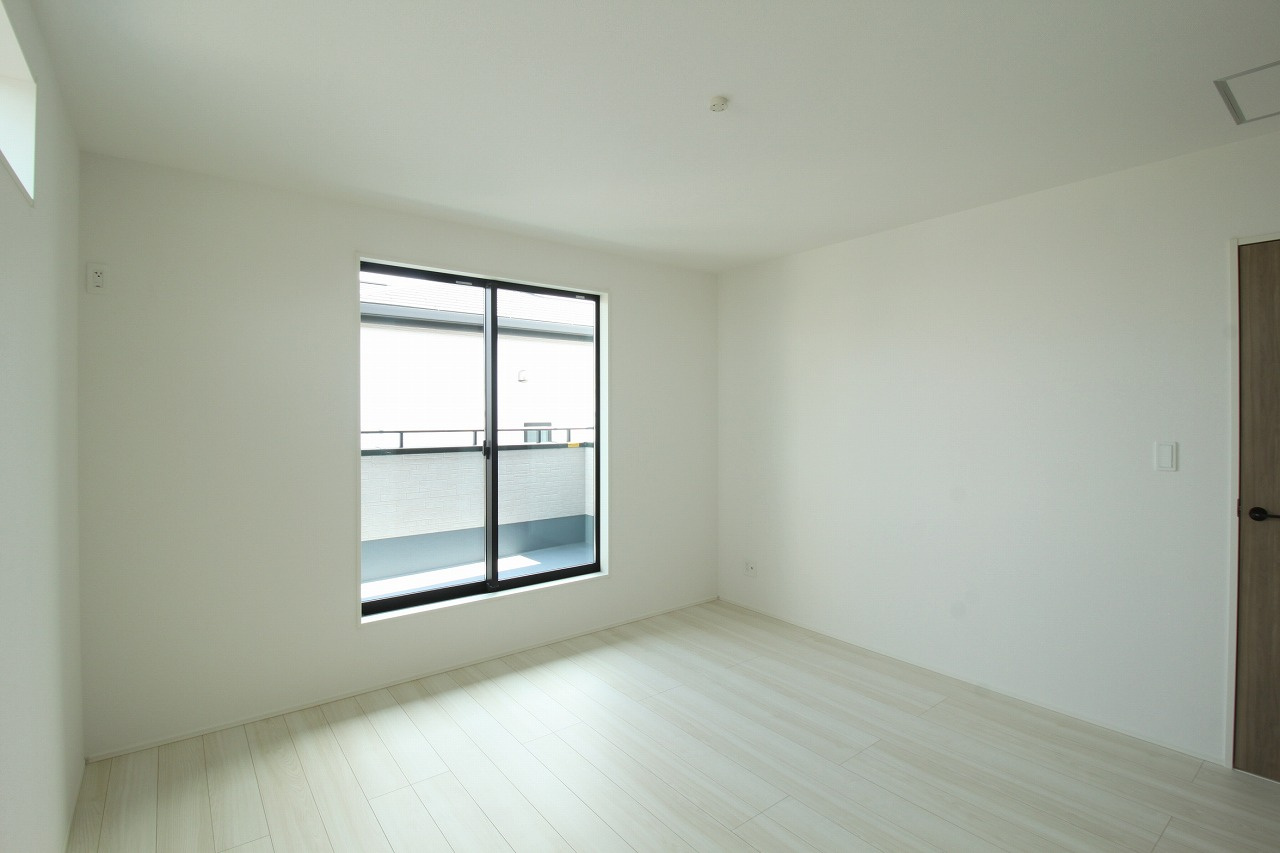 東城山町　新築戸建　1号棟（全3区画）の洋室|2Ｆ　南東の部屋　8.0帖