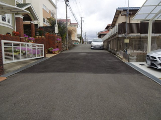 【前面道路含む現地写真】 | 川西市大和西2丁目12の18　建築条件無土地