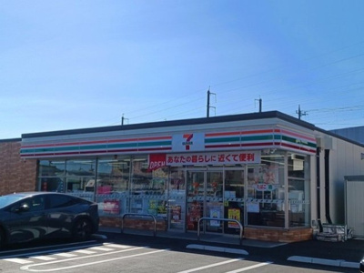 【周辺】 | ラフィネ志久 | セブンイレブン伊奈志久駅前店まで100m