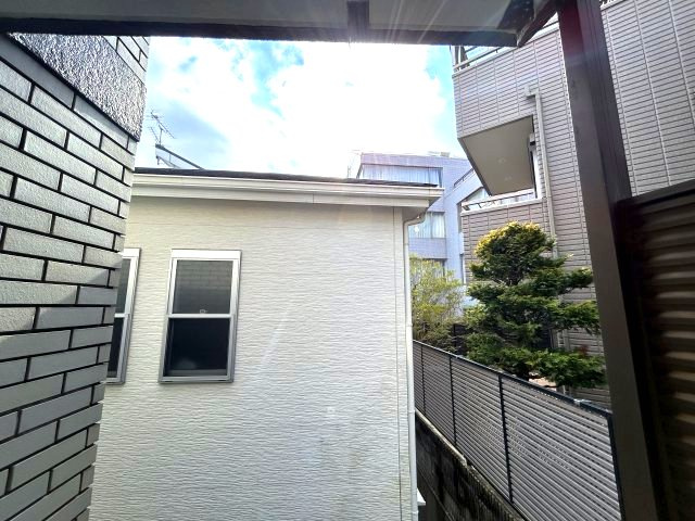 クリフサイド西岡本の展望