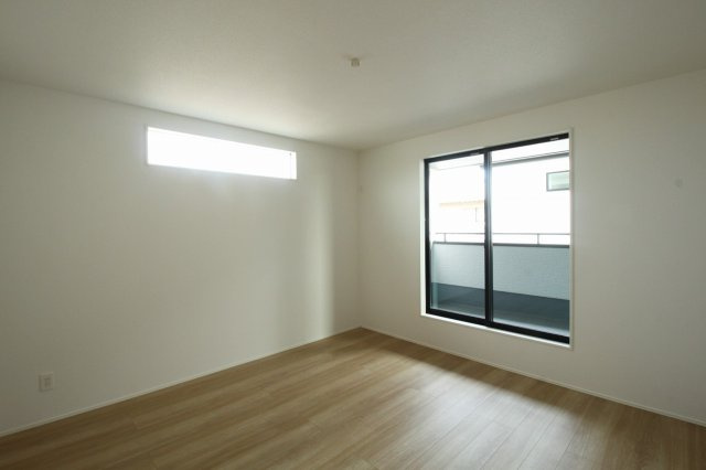東城山町　新築戸建　2号棟（全3区画）の洋室|2Ｆ　南東の部屋　8.0帖
