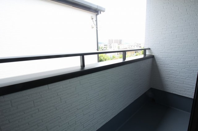 東城山町　新築戸建　2号棟（全3区画）のバルコニー|2Ｆ　南の部屋　5.25帖