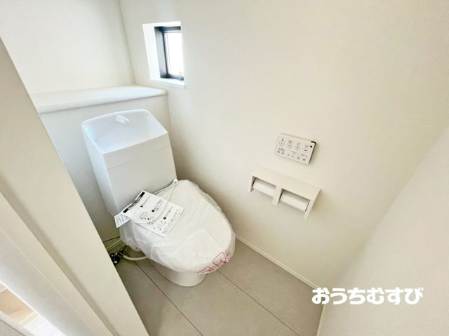 春日井市八事町1丁目29番(全4棟)のトイレ