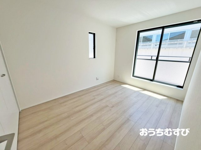 春日井市八事町1丁目29番(全4棟)の洋室