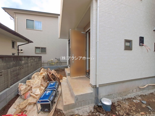 所沢市上新井1丁目・全2棟　新築一戸建　A号棟の玄関|現地写真（2026年4月6日撮影）