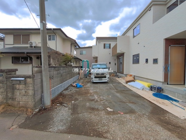 所沢市上新井1丁目・全2棟　新築一戸建　A号棟の駐車場|現地写真（2026年4月6日撮影）