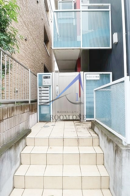 サンライズ・カーサ南大塚のエントランス|エントランスです。