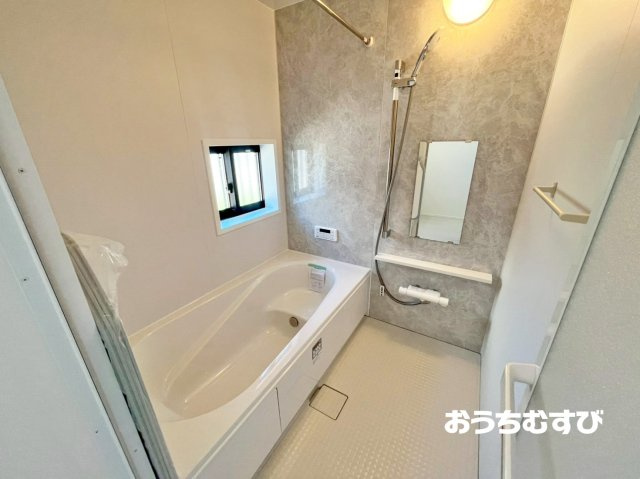 春日井市八事町1丁目29番(全4棟)の浴室
