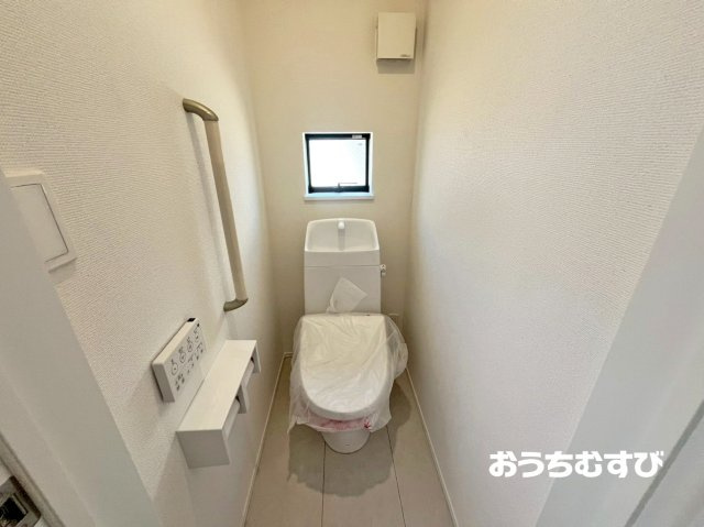 春日井市八事町1丁目29番(全4棟)のトイレ