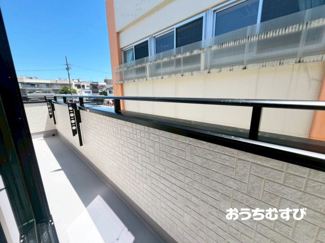 春日井市八事町1丁目29番(全4棟)のバルコニー