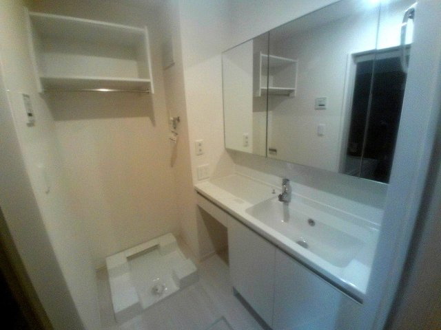 シャルムコート大久保の洗面所