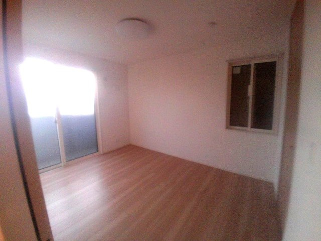 シャルムコート大久保の洋室