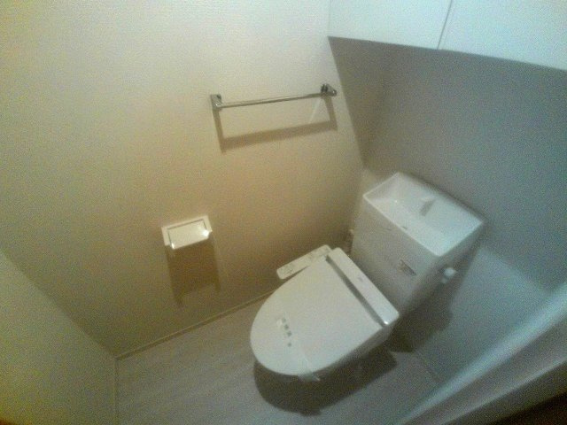シャルムコート大久保のトイレ