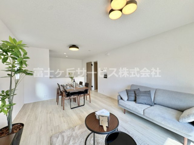 【居間・リビング】 | 豊橋市松井町 2期 新築一戸建て 3号棟 | ｌ