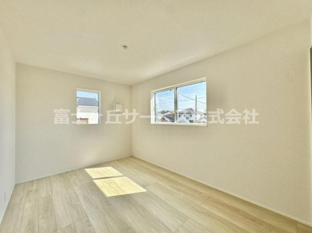 【子供部屋】 | 豊橋市松井町 2期 新築一戸建て 3号棟 | 子供のお昼寝に使えるお部屋です