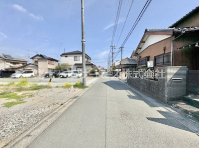 【前面道路含む現地写真】 | 豊橋市松井町 2期 新築一戸建て 3号棟 | 前面道路含む現地写真です