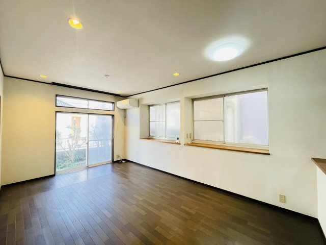 【居間・リビング】 | 熊谷市下奈良　中古戸建