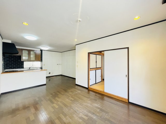【居間・リビング】 | 熊谷市下奈良　中古戸建