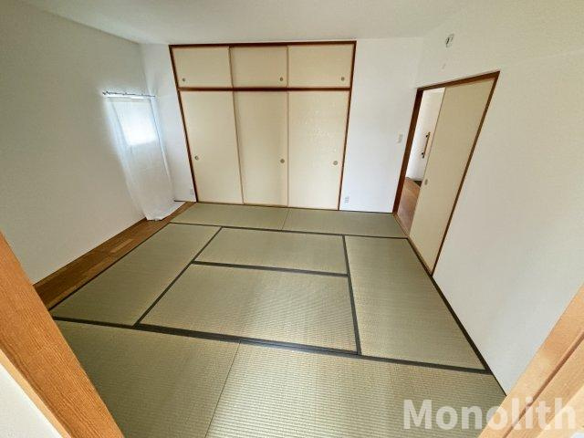 フレール鶴山台98号棟の和室