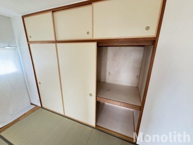 フレール鶴山台98号棟の収納