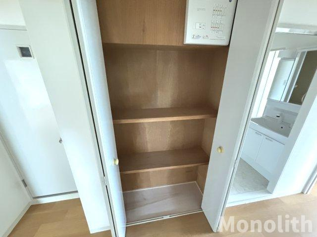 フレール鶴山台98号棟の収納