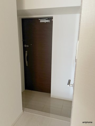 モンテノーム南堀江　仲介手数料無料の玄関