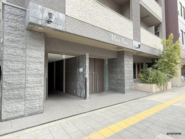 モンテノーム南堀江　仲介手数料無料のエントランス