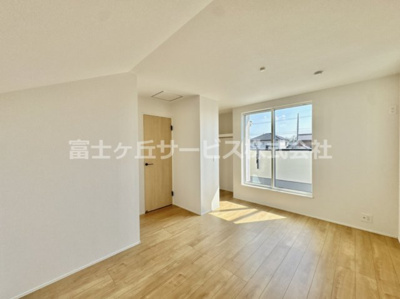 【寝室】 | 豊橋市松井町 2期 新築一戸建て 4号棟 | 寝室にいかがでしょうか