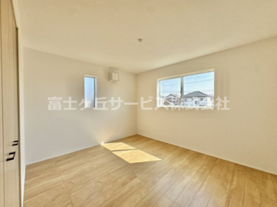 【洋室】 | 豊橋市松井町 2期 新築一戸建て 4号棟 | スタンダードな洋室です